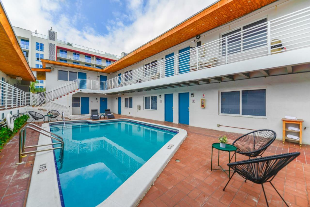 Cozy 1 Bedroom With Pool Steps From The Beach #41 Голлівуд Екстер'єр фото