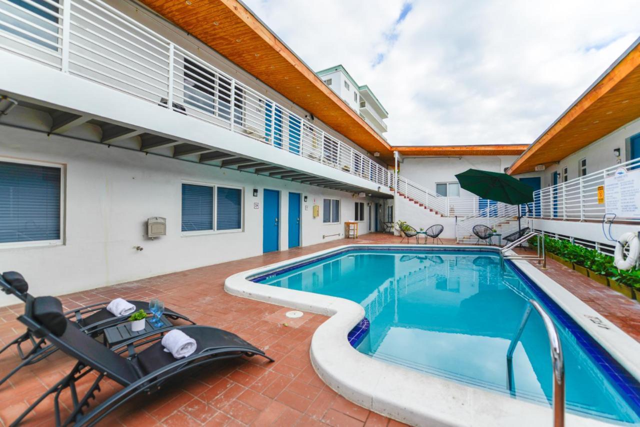Cozy 1 Bedroom With Pool Steps From The Beach #41 Голлівуд Екстер'єр фото
