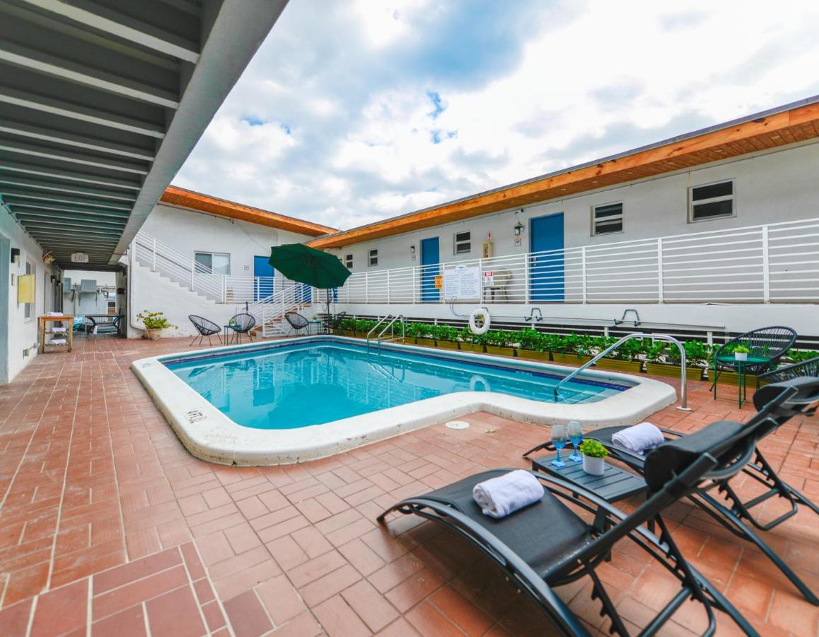 Cozy 1 Bedroom With Pool Steps From The Beach #41 Голлівуд Екстер'єр фото